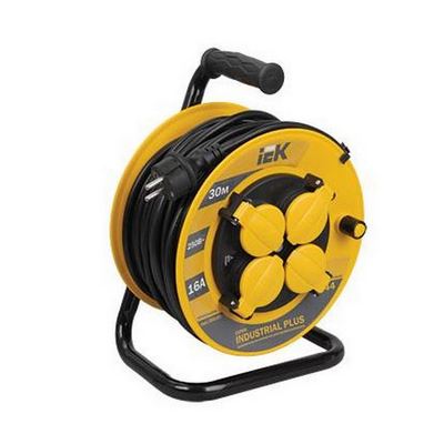 

Удлинитель IEK, Желтый, УК20 Industrial plus ПВС 3х1.5