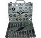 Набор метчиков и плашек в пластиковом кейсе, 45 предметов SKRAB 33895