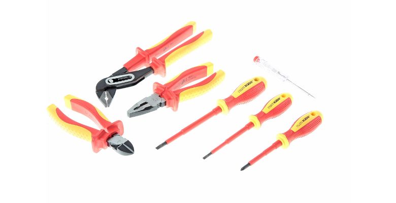 ����� ���������������� �����������, 8 ��������� UNIPRO U-902