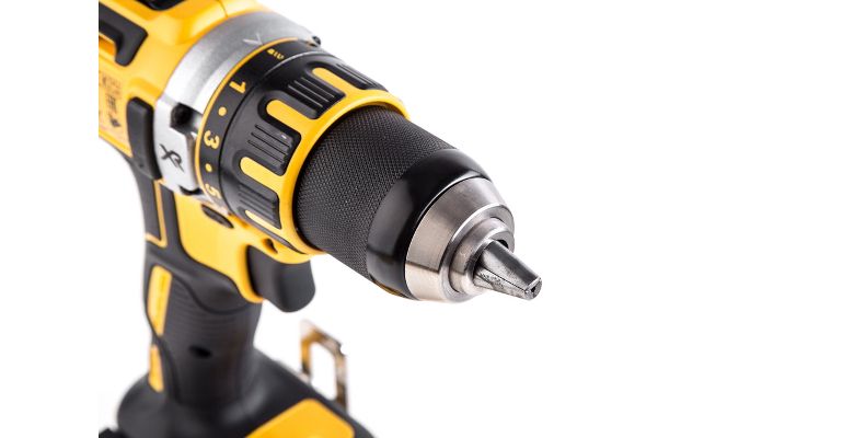   DEWALT DCD790D2