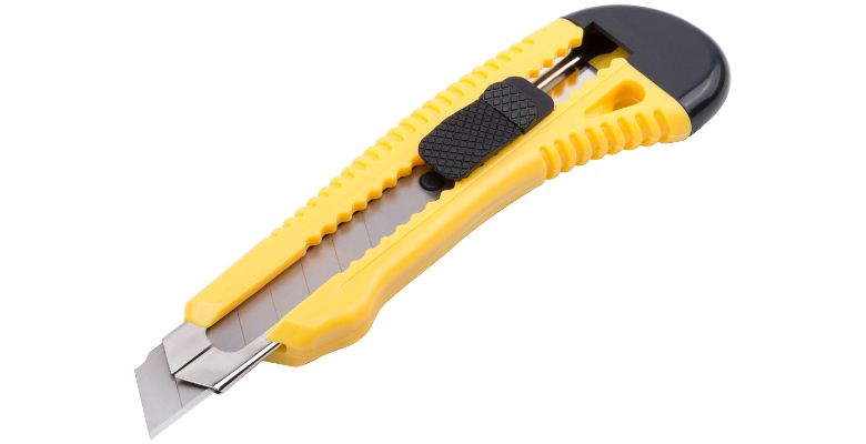 Нож строительный FIT 10228