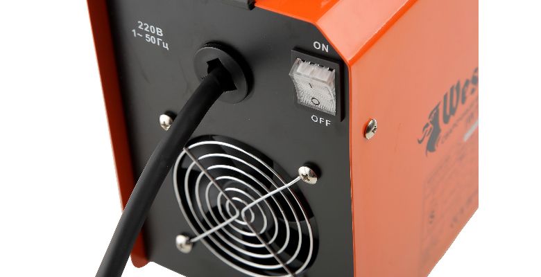 Сварочный аппарат WESTER IWT200 R инверторный