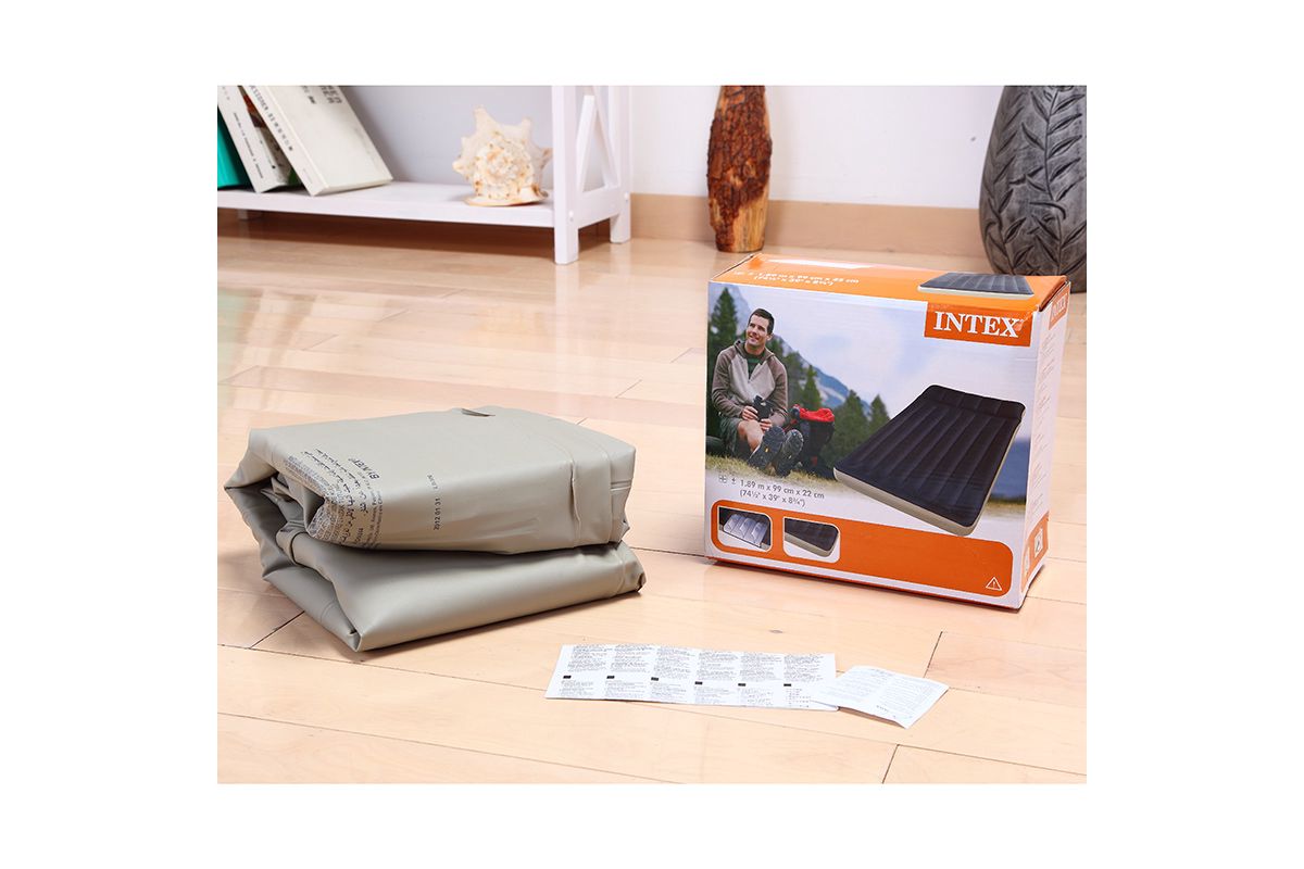 Надувной матрас intex camping mat 67999 127x193x24