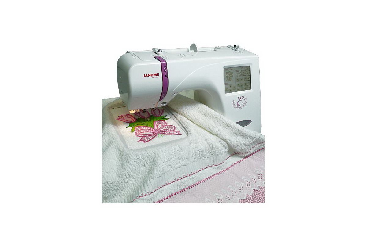 Janome memory craft 350e. Вышивальная машина Janome Memory Craft 350e. Вышивальная машина Janome Memory Craft 550e. Вышивальная машина Janome MC 550e. Вышивальная машина Janome MC 550e вышивка на футболке.