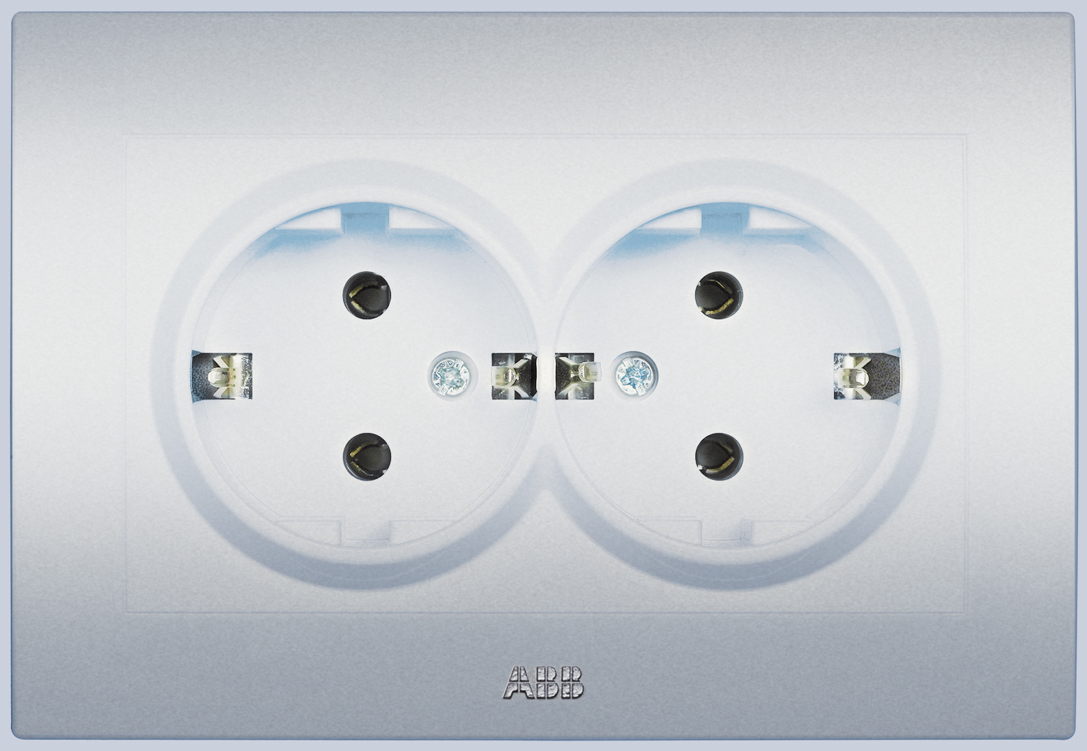 

Розетка Abb Cosmo 632-011000-907