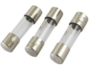 

Плавкая вставка Tdm Sq0738-0003