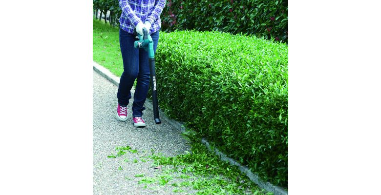 ������������ MAKITA BUB143Z