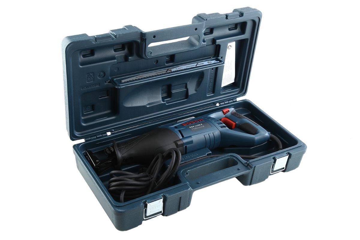 Сабельная пила Bosch GSA E Professional в чемодане