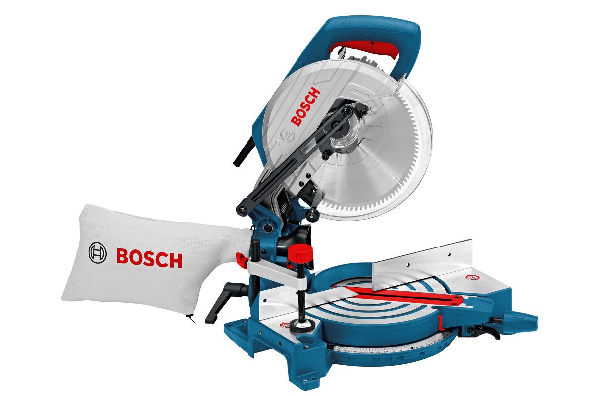 Пила торцовочная Bosch GCM 10 J Professional - цена, отзывы, фото и  инструкция - купить в Москве, СПб и РФ