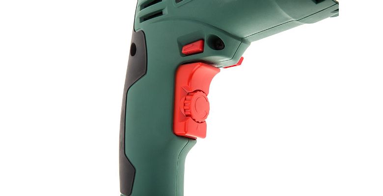 Дрель ударная HAMMER UDD950A