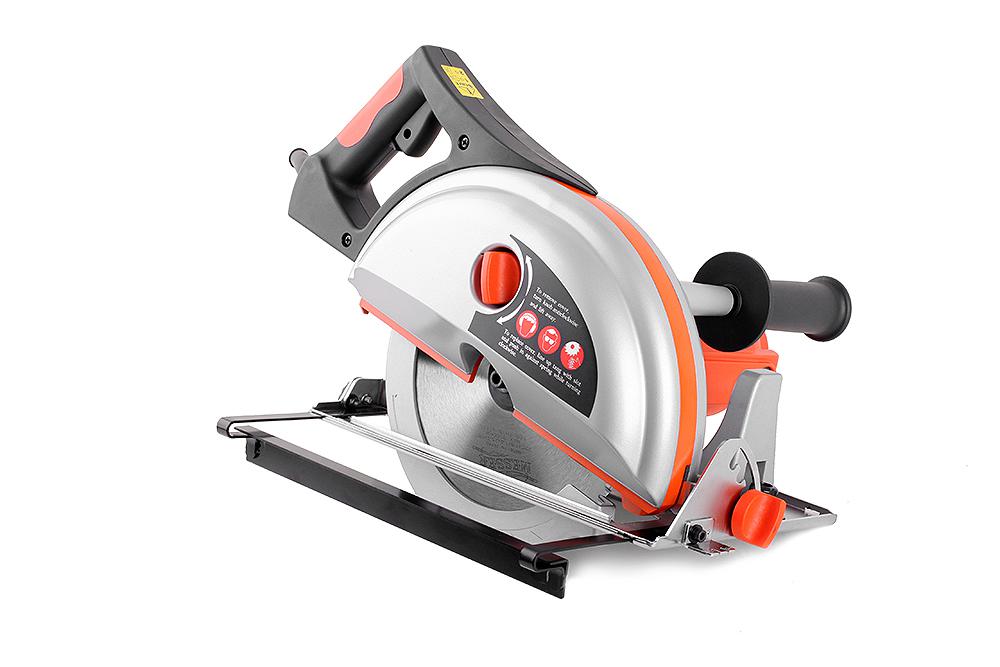 

Пила циркулярная Messer Cs200