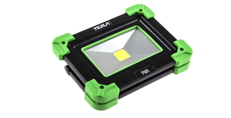 ������ TESLA PWR