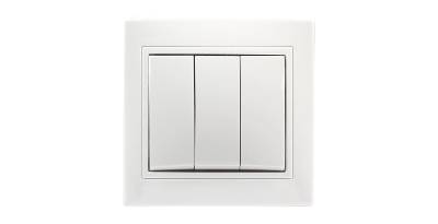 Выключатель тройной SMARTBUY SBE-01w-10-SW3-0