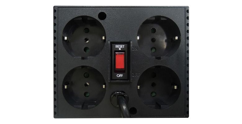 Стабилизатор напряжения POWERCOM TCA-3000 Black