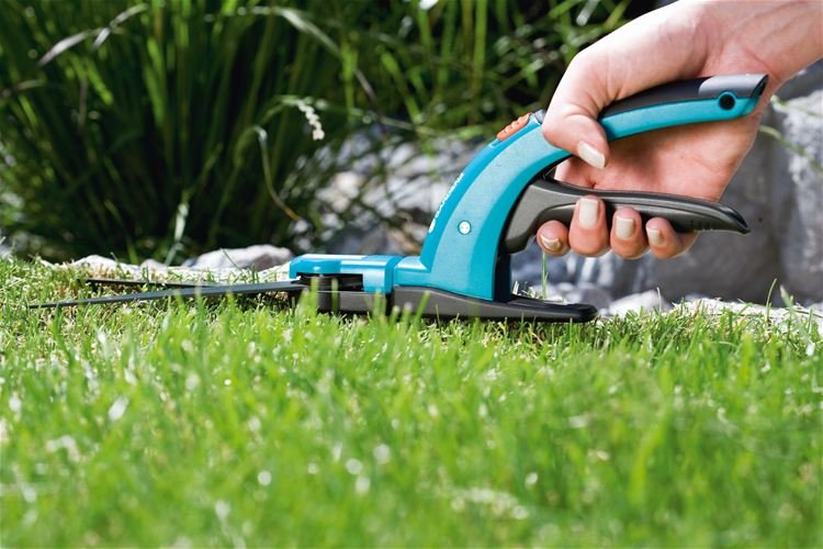 Ножницы Gardena Comfort 8733 (08733-29.000.00) от 220 Вольт Ножницы Gardena Comfort 8733 (08733-29.000.00) от 220 Вольт