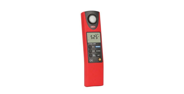 �������� UNI-T UT382